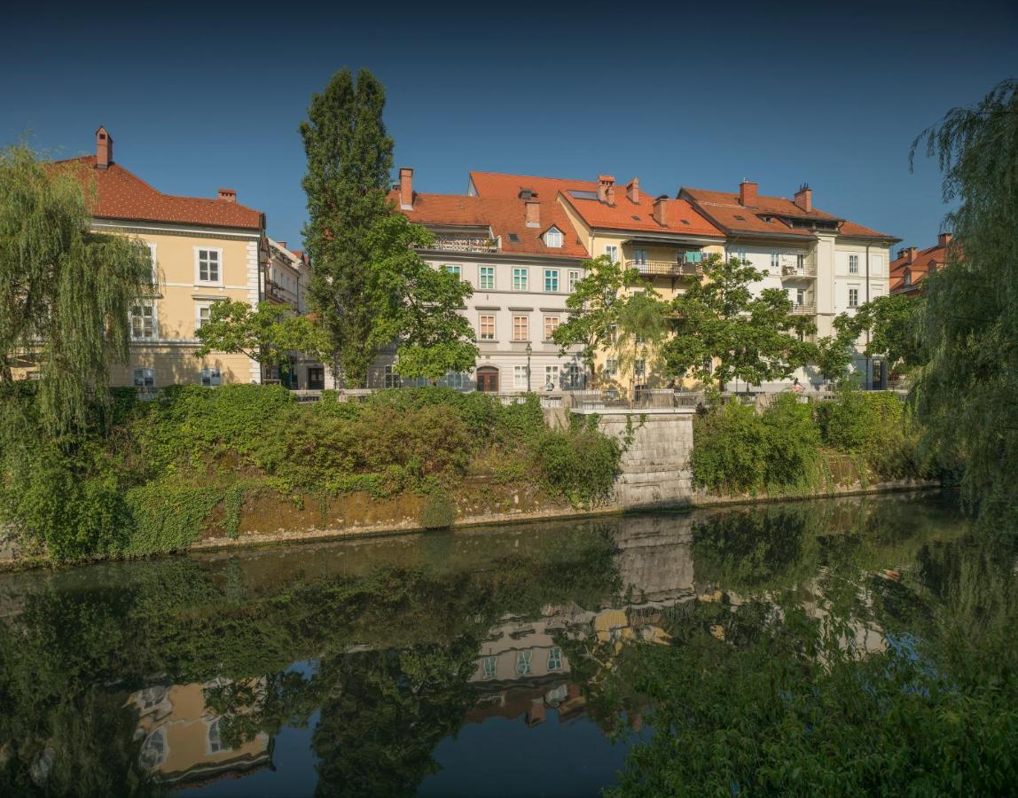 Karinatura Ljubljana Dış mekan fotoğraf